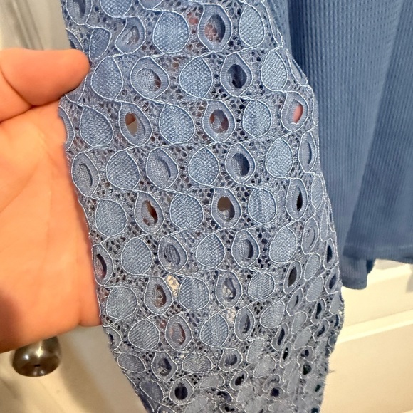 Blue Lace Sleeve Blouse - Picture 2 of 5
